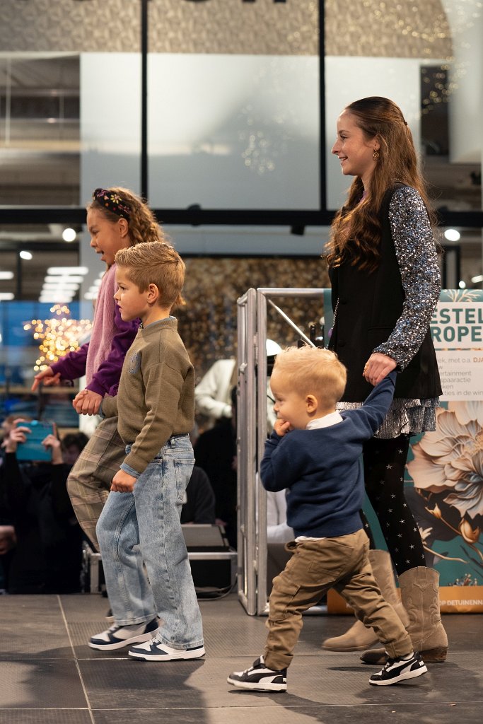 Modeshow 141.jpg